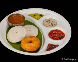 Image and video hosting by TinyPic